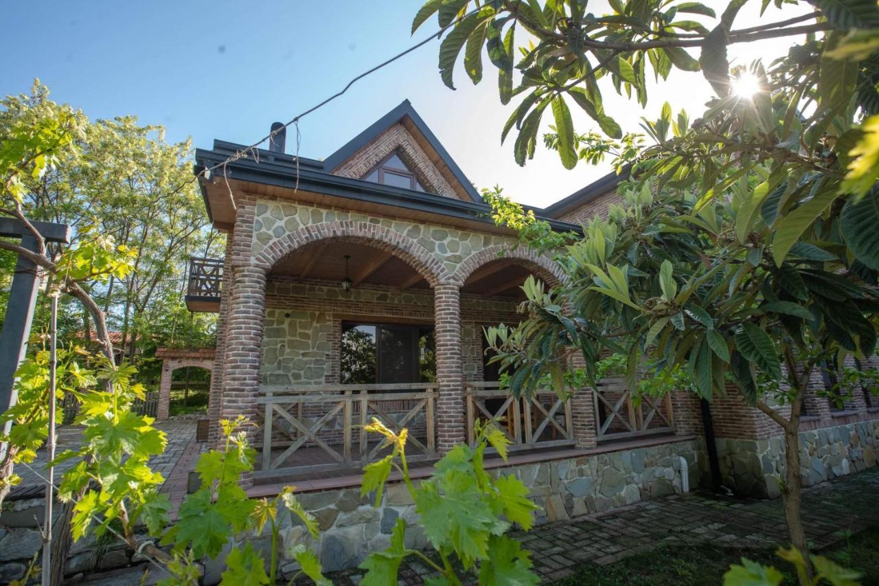 Chateau Orberi Hotel Iqaltʼo Exterior foto